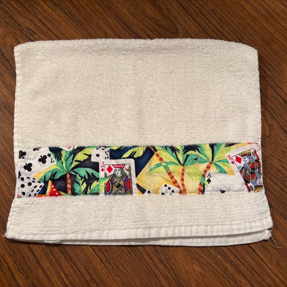 Set of 4 towels - 2 hand 2 bath - Las Vegas/Casino theme